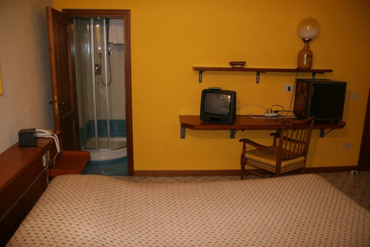 Bed And Breakfast I Due Leoni Florença Exterior foto